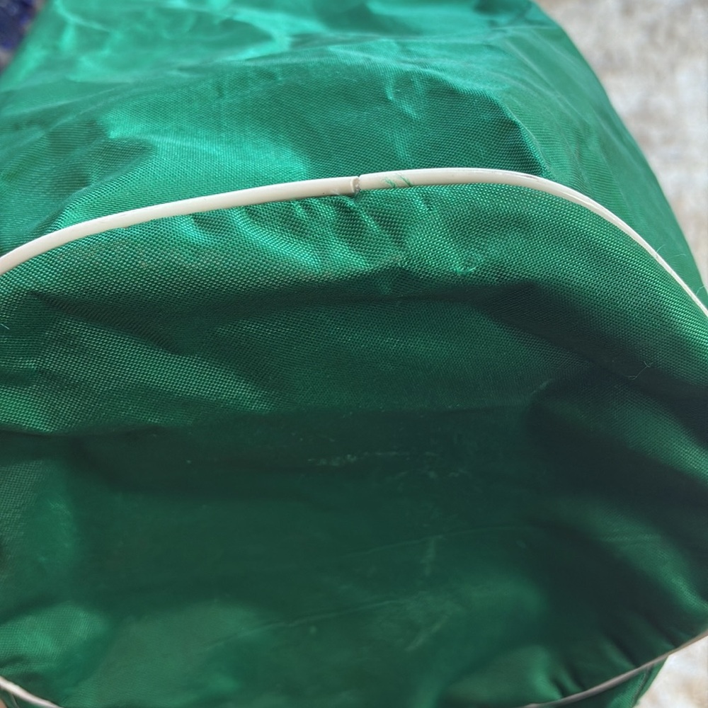 United Colors of Benetton Green Nylon Duffle Bag 1980s Iconic Collectible - Picture 9 of 12